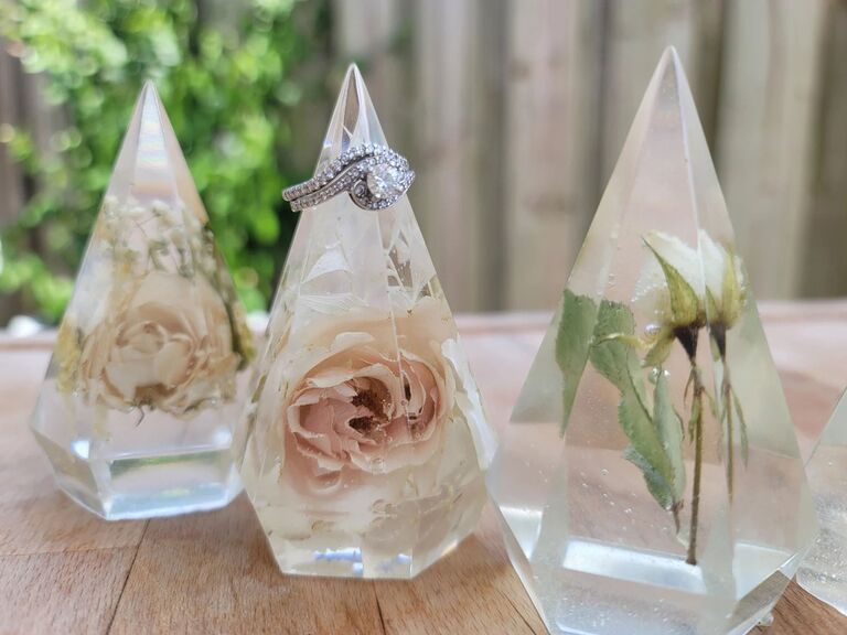  Real flower resin ring holder wedding gift for daughter