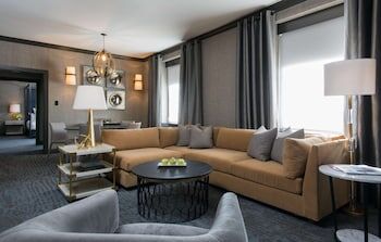 Picture of The Admiral Hotel Mobile, Curio Collection by Hilton