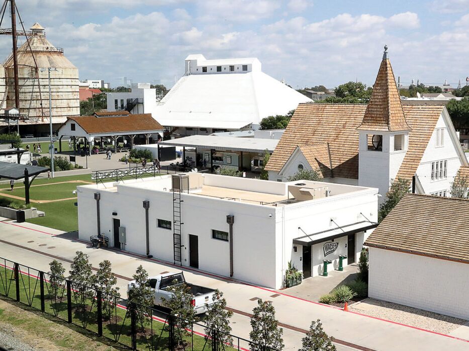Picture of Silos at Magnolia