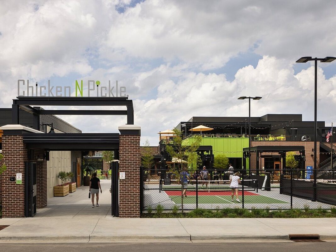 Picture of Chicken N Pickle - Overland Park