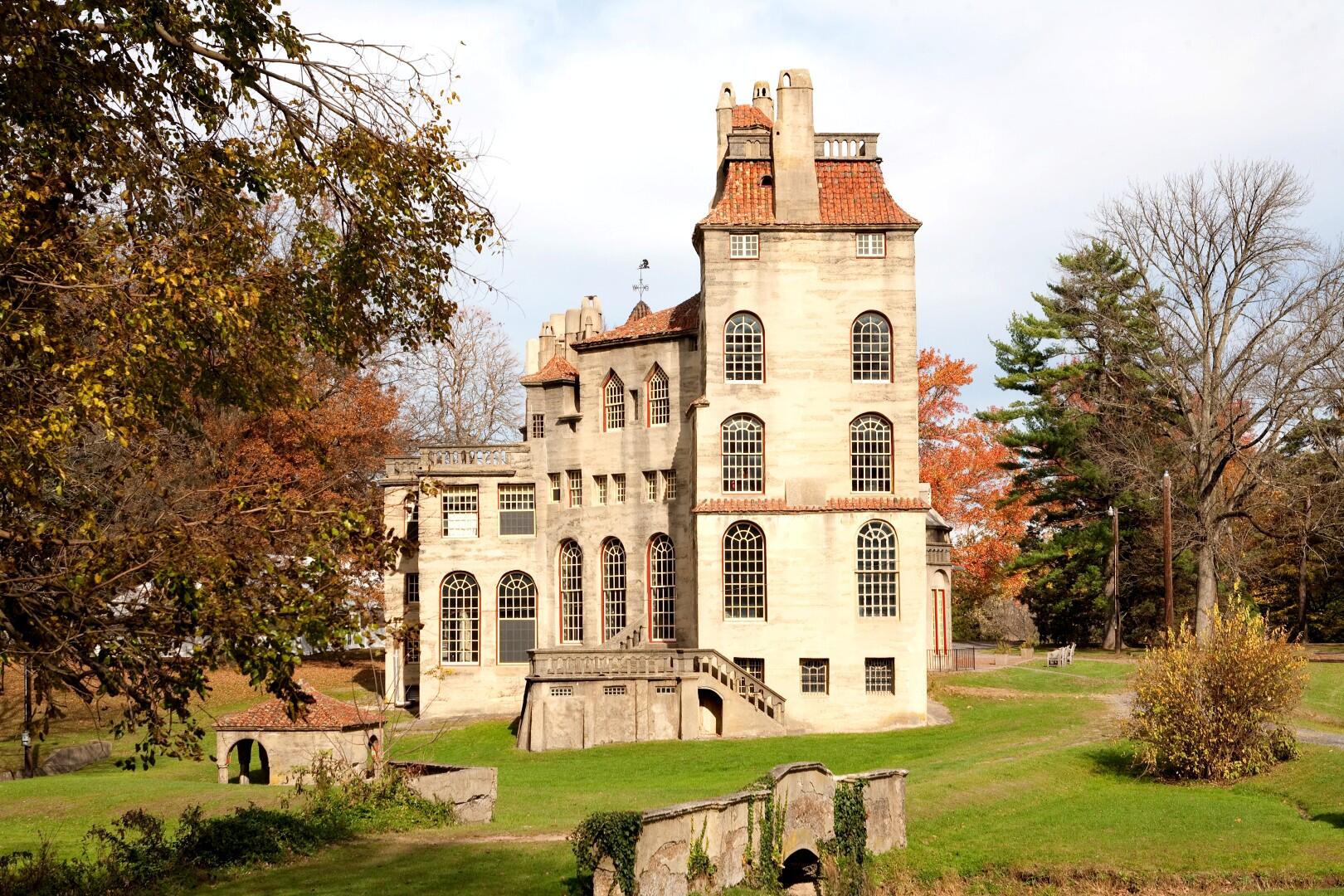 Picture of Fonthill Castle and Mercer Museum 