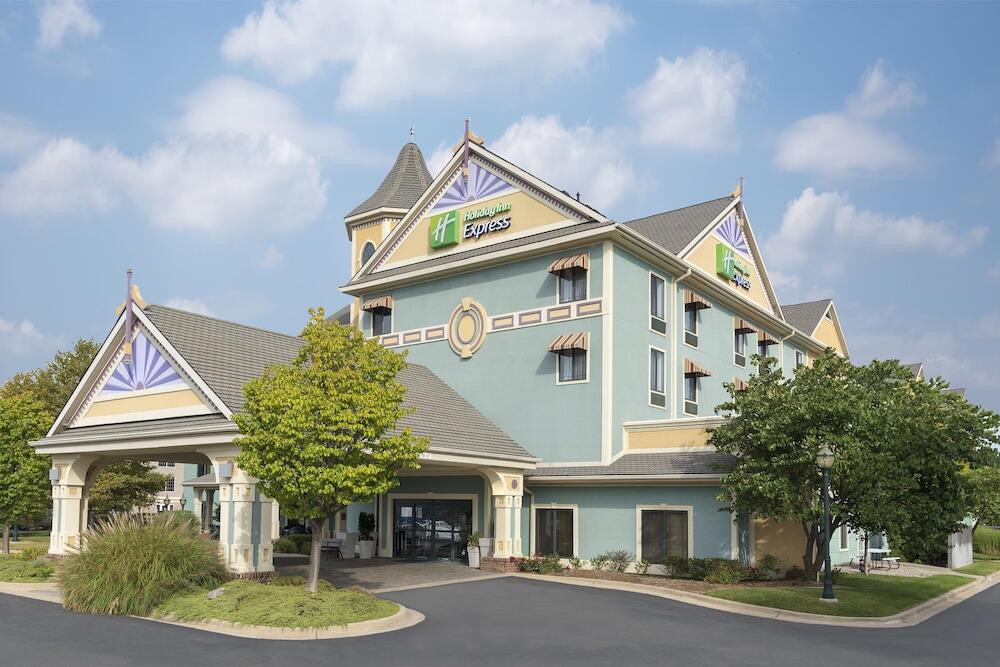 Picture of Holiday Inn Express Holland by IHG
