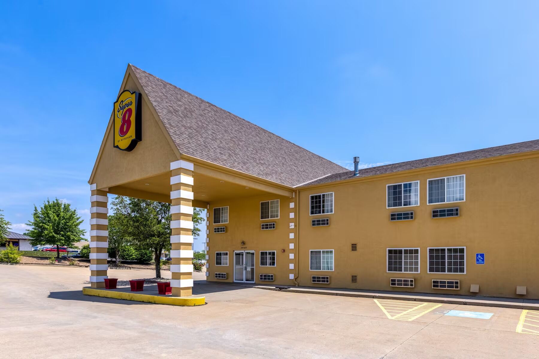 Picture of Super 8 by Wyndham De Soto