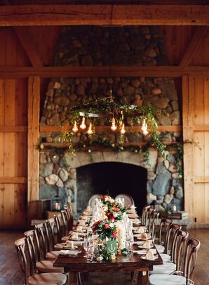 Simple Farm Table Decor