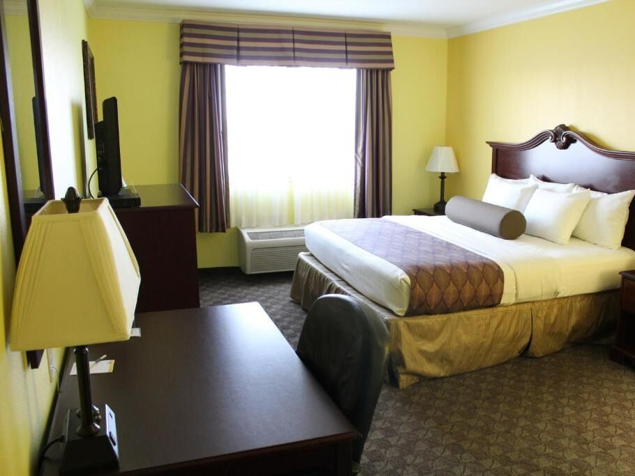 Picture of Days Inn by Wyndham Salado