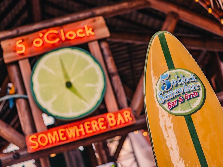 Picture of 5 O clock somewhere bar
