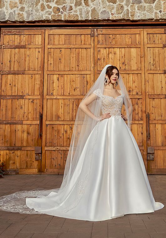 Casablanca Bridal 2416 London A-Line Wedding Dress - 7