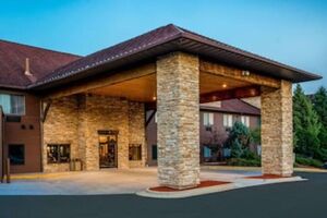 Picture of Riverview Inn & Suites Ascend Hotel Collection