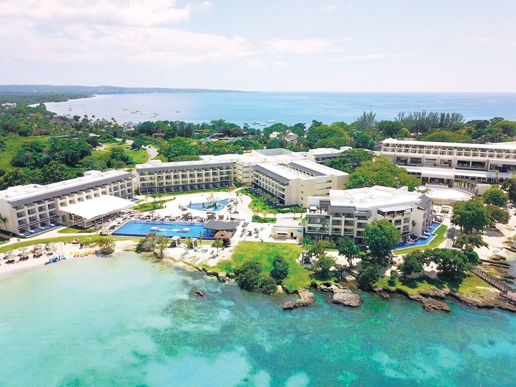 Picture of ALL-AGES, ALL-IN LUXURY® AT ROYALTON NEGRIL Resort