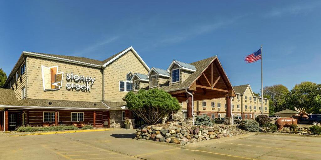 Picture of Stoney Creek Hotel