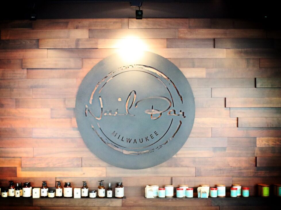 Picture of Nail Bar Milwaukee - Downer Avenue