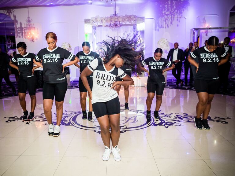 Bride and bridesmaid Beyoncé-inspired performance.