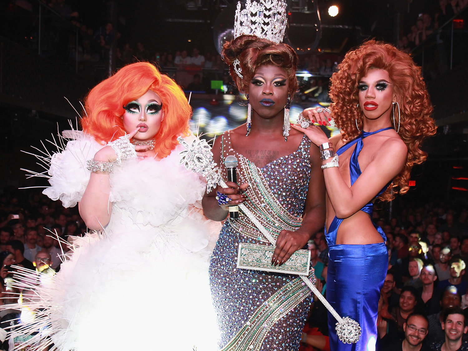 7 Rules for Drag Show Etiquette During Your Bachelorette Party