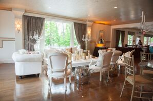 Chic, Sophisticated Cocktail Lounge