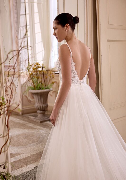 Justin Alexander Liza Fit-and-Flare Wedding Dress - 6