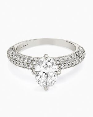 VRAI Classic Oval Cut Engagement Ring