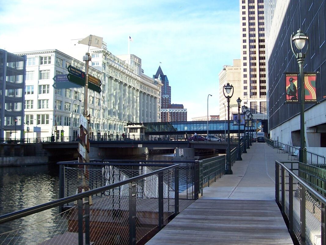 Picture of Milwaukee RiverWalk | East Bank