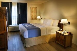 Picture of Days Inn & Suites by Wyndham Llano
