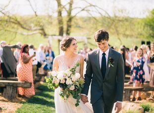 It only took Caylin and Weston five months to pull off their wedding. “We ended up choosing Branson because it’s where we met, fell in love and planne