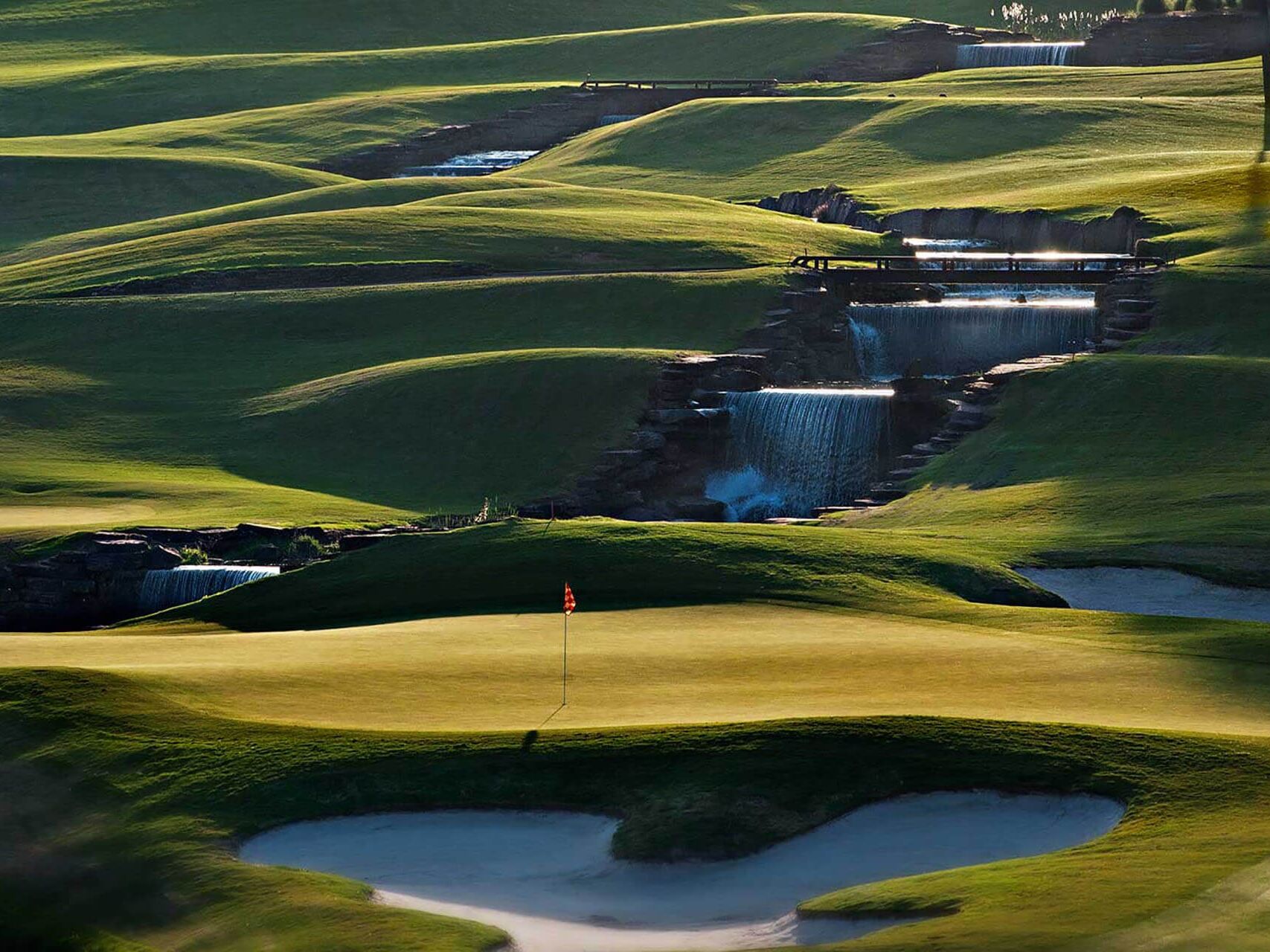 Picture of ROSS BRIDGE GOLF COURSE