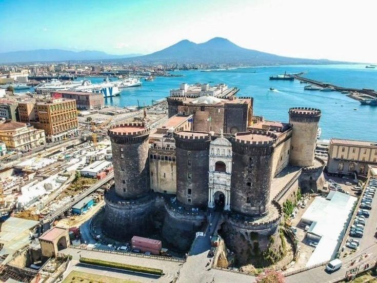 Picture of Castel Nuovo