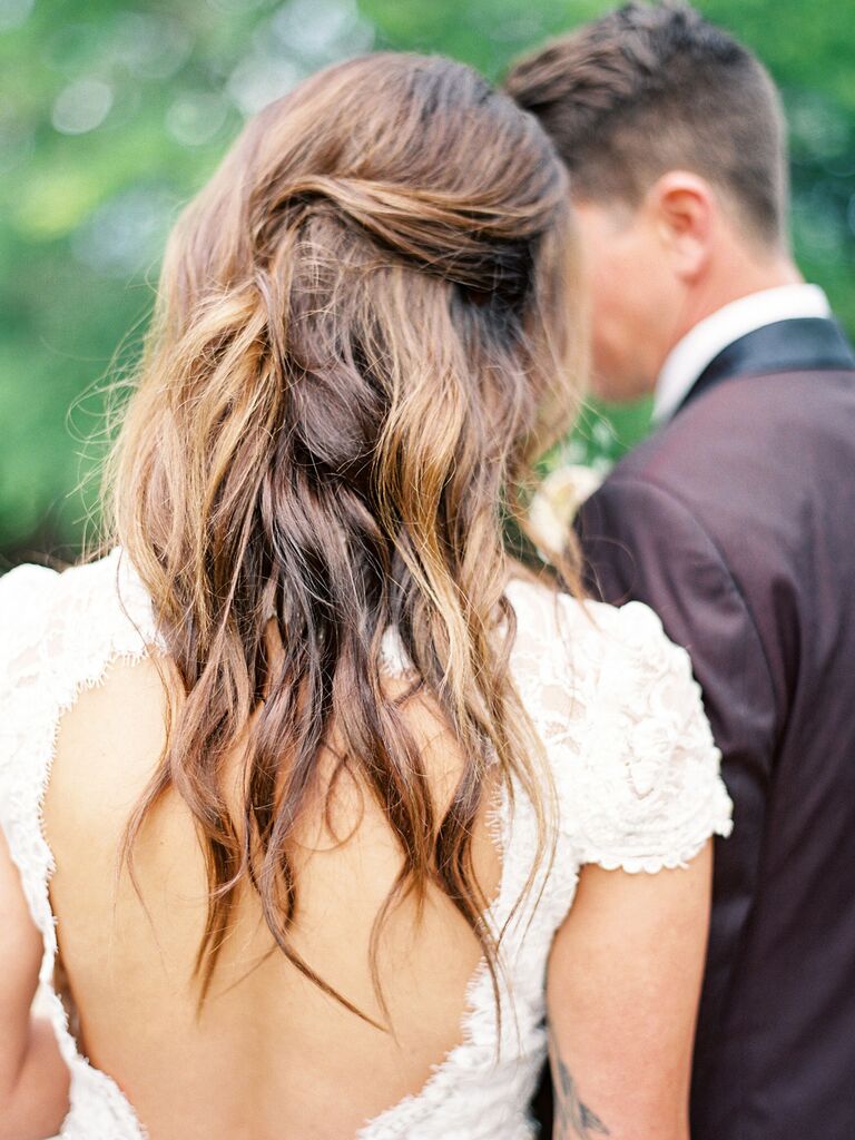 side hairstyles for wedding natural hair pinned back