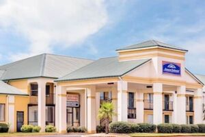 Picture of Howard Johnson by Wyndham Perry GA