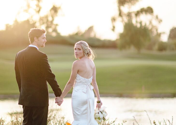 Karlie Roberts (26 a nurse) and Tyler De Jong (27 and a doctor) held their classic summer wedding at the Old Ranch Country Club in Seal Beach, Califor
