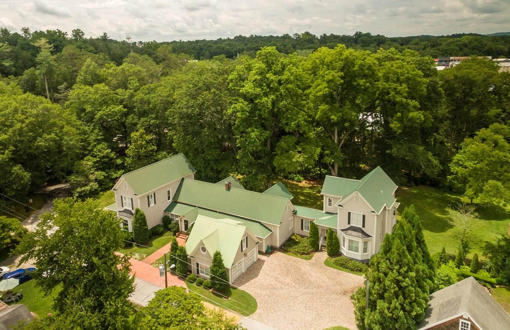 Picture of Southern Seasons Inn