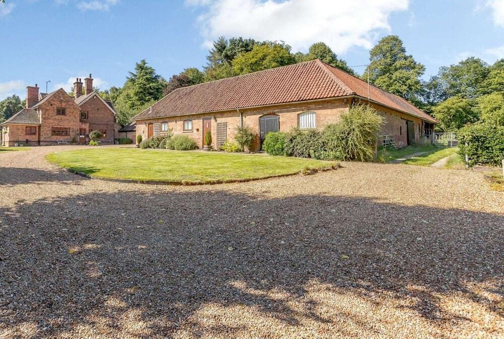 Picture of Holly Lodge