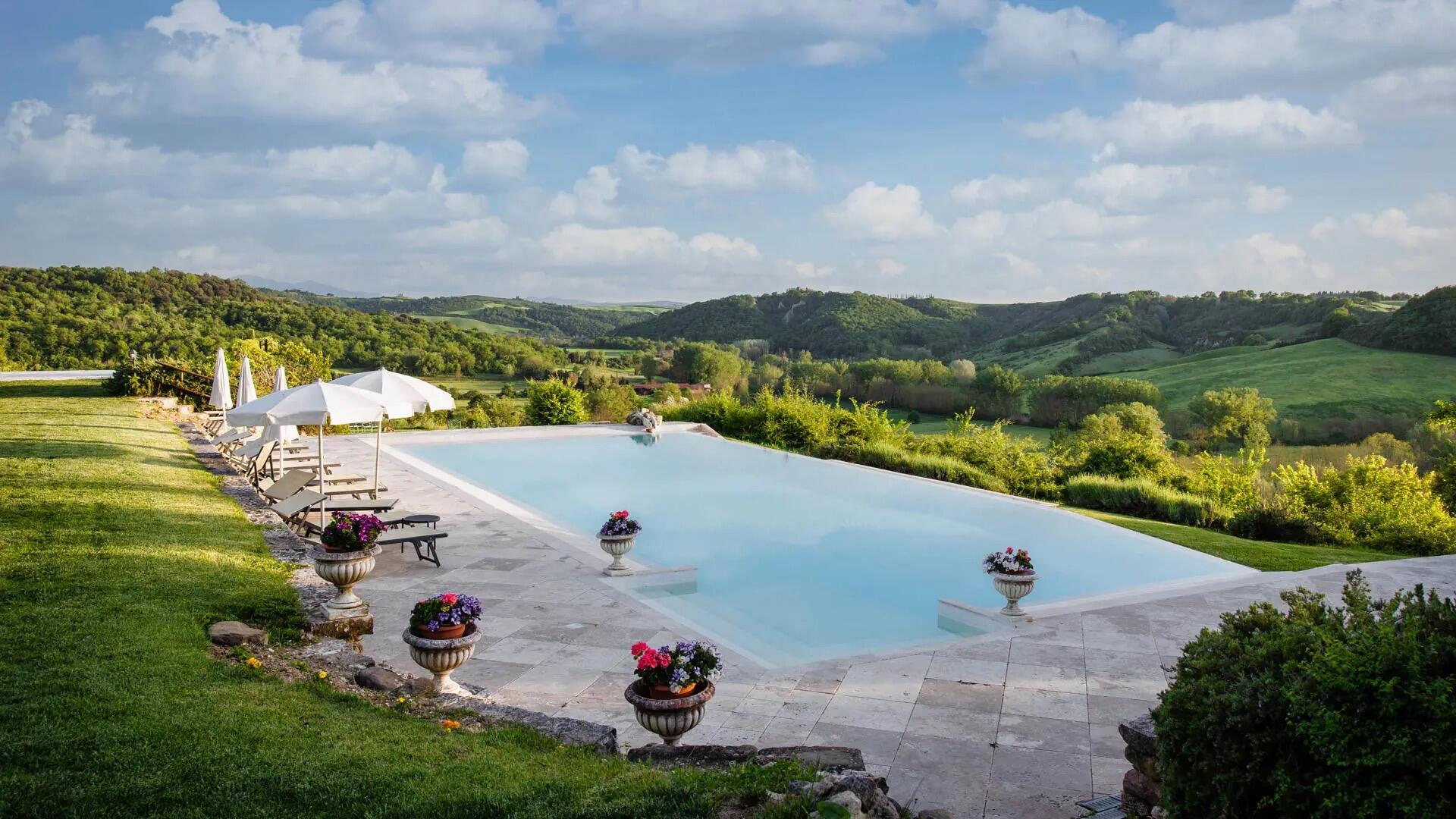 Picture of Swimmming at Laticastelli
