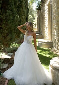 Stella York 7596 Ball Gown Wedding Dress
