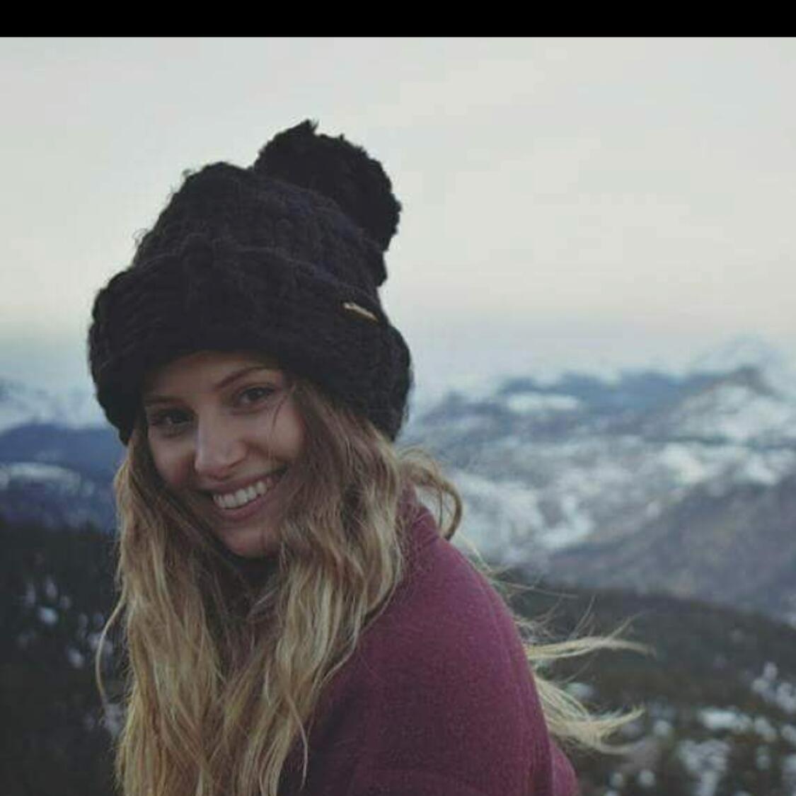 Hollie Connell