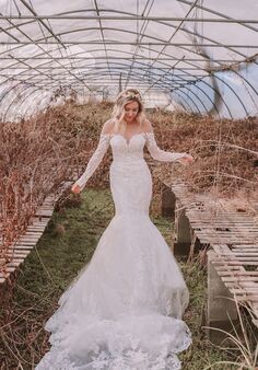 Essense of Australia D3315 Fit-and-Flare Wedding Dress