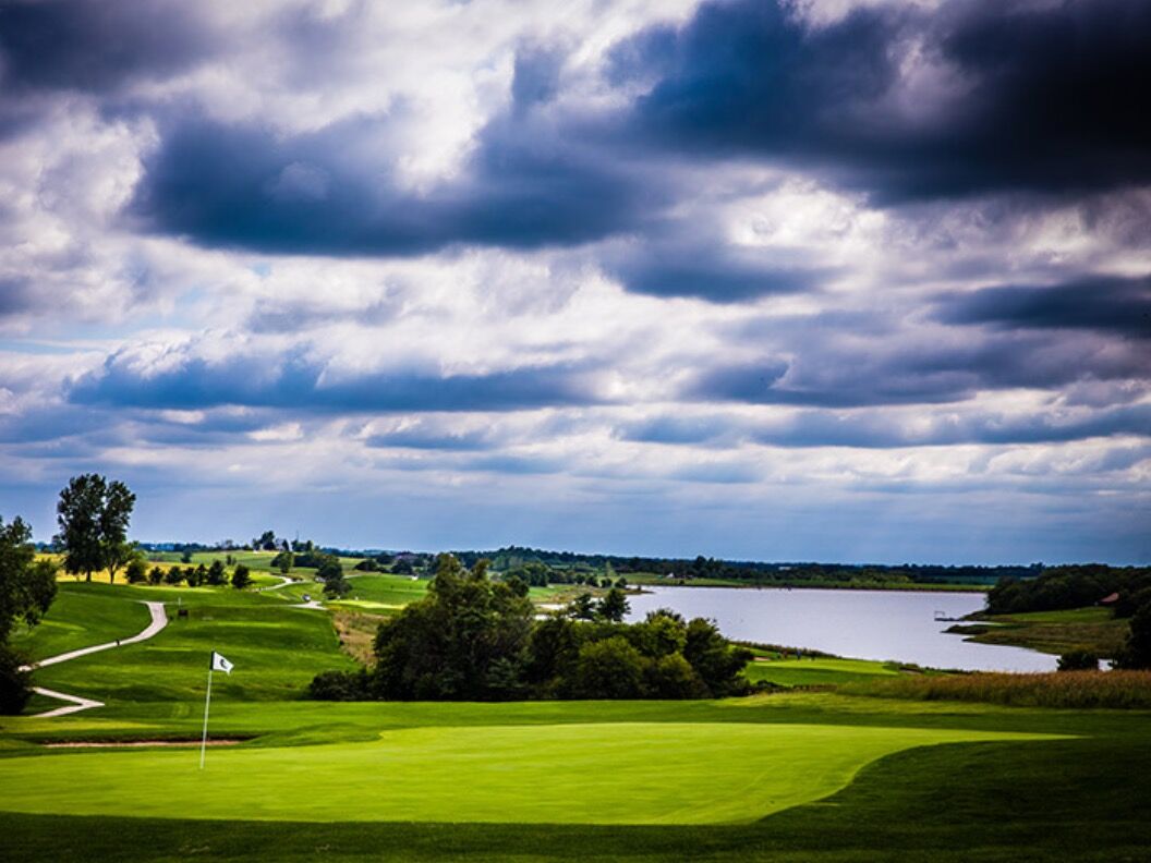 Picture of Mozingo Lake Recreation Park