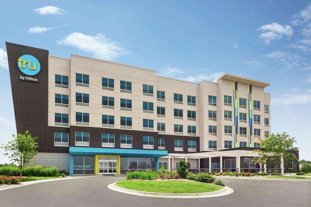 Picture of TRU by Hilton Ringgold